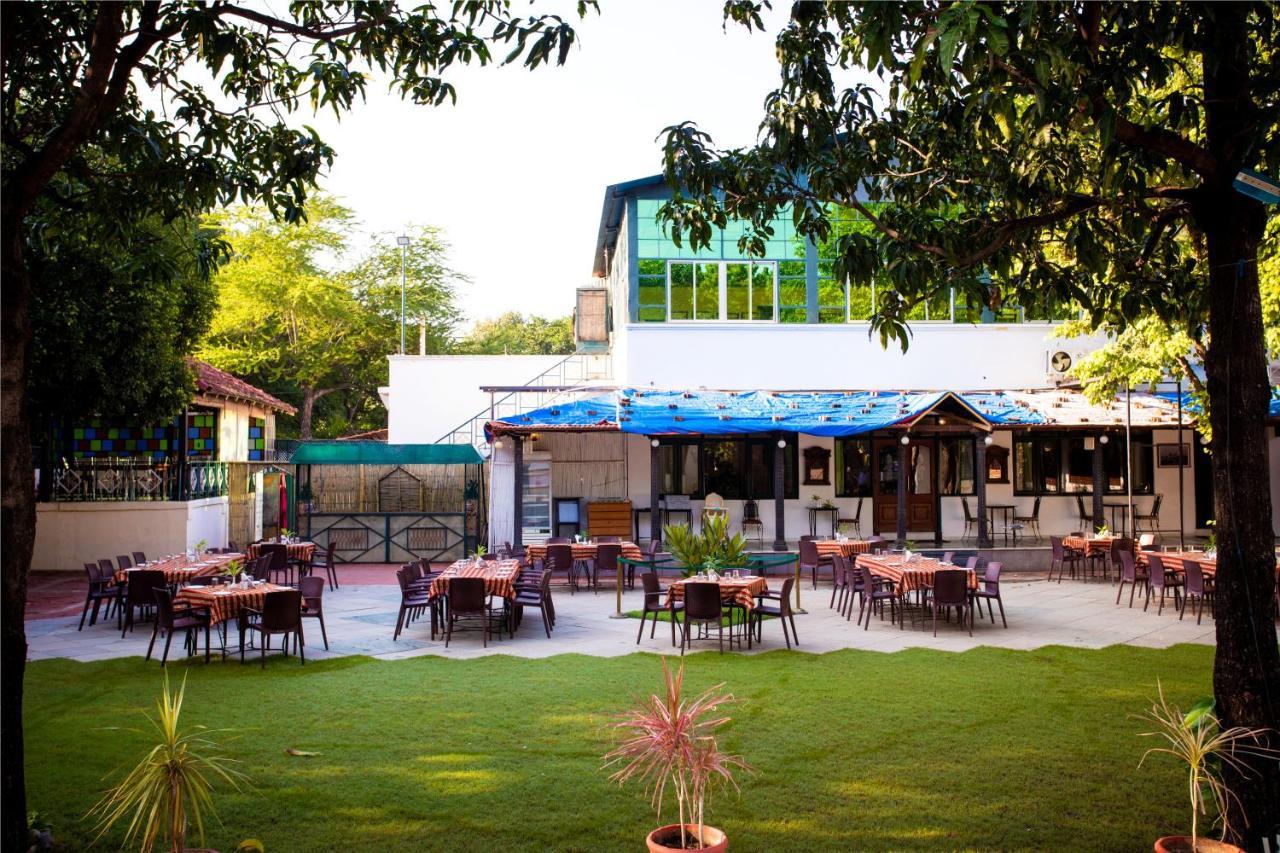 Amantra Shilpi Resort Udaipur Exterior foto