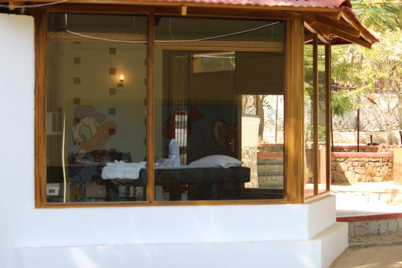 Amantra Shilpi Resort Udaipur Exterior foto